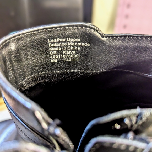 Giani Bernini Black Chunky Heel Leather Boots Size 8 - Picture 5 of 6